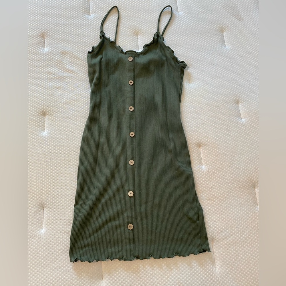 GREEN SEMI TIGHT DRESS WITH BUTTONS